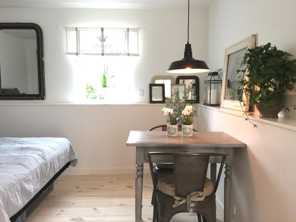 Dragondrum Bed & Kitchen Ullerslev Exterior photo